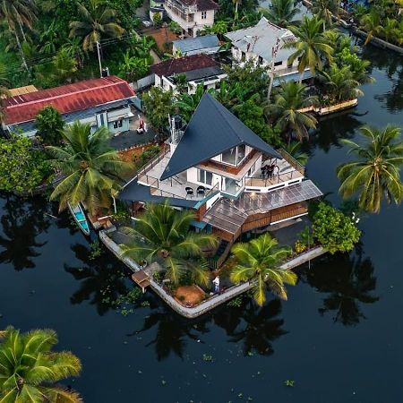 Alappuzha Shiphouseヴィラ エクステリア 写真
